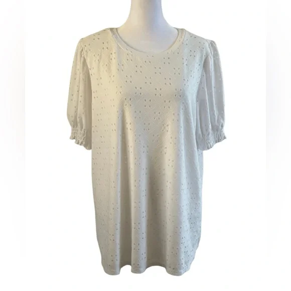 Torrid White Eyelet Puff Sleeve Top - Picture 1 of 4
